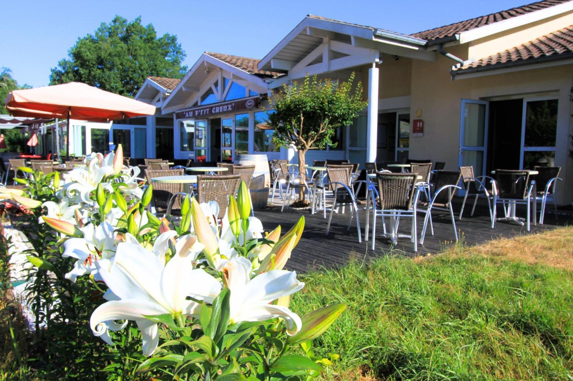 Au P'Tit Creux Des Landes Hotel Ychoux ภายนอก รูปภาพ